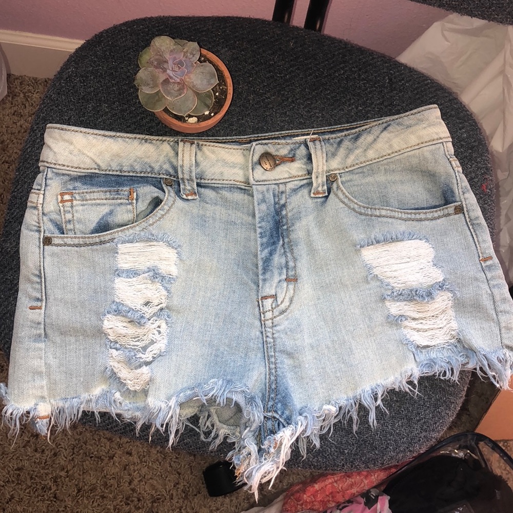 Ripped blue jean shorts!